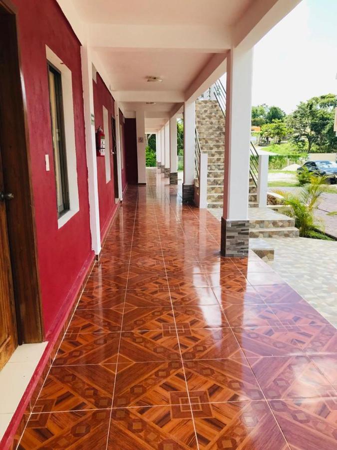 Hotel Villa Diamante 우쉬푸힐 외부 사진